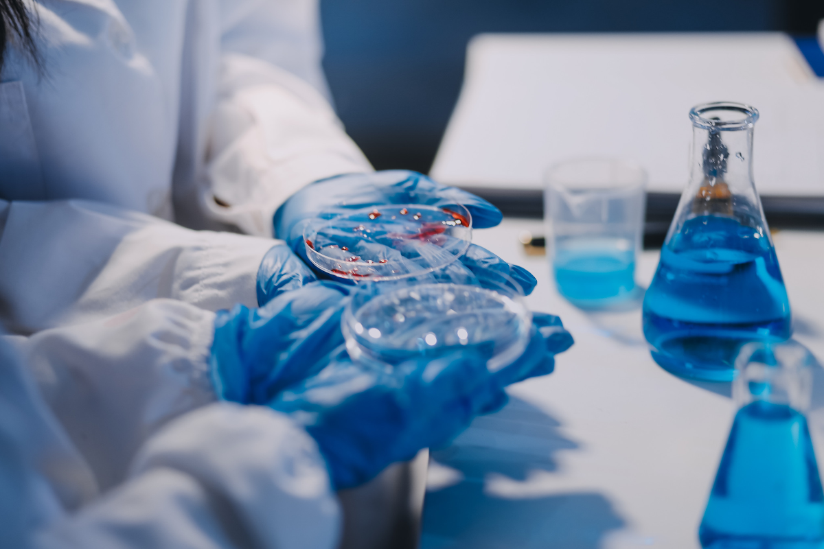 Roche lanza una prueba no invasiva para apoyar el diagnóstico precoz del Alzheimer