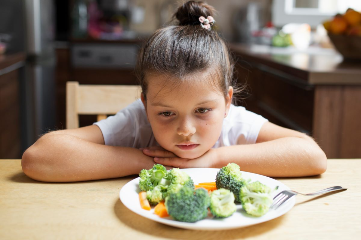 Vinculan los trastornos alimentarios infantiles con cambios cerebrales