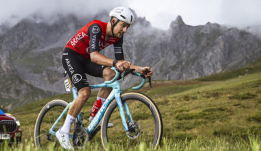 La fractura de Kévin Vauquelin no fue por la celebración post Tour
