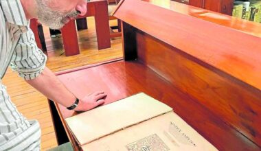Descubren dos libros de la biblioteca personal de Lope de Vega en Ecuador