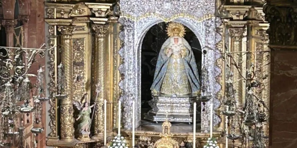 La restauración de la Macarena se aprueba en el cabildo más multitudinario, largo y agrio que se recuerda