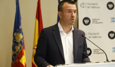 Vicent Mompó: «Queremos escuchar 'gasto' y no 'despesa' porque lleva nuestra identidad»