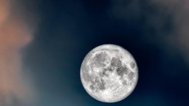 Calendario lunar agosto 2025: La luna del esturión y la lluvia de las Perseidas