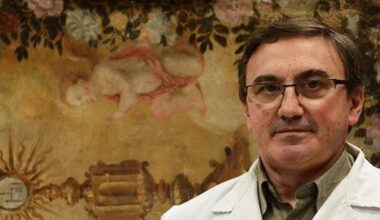 Quién es Pedro Manzano, el restaurador que va a intervenir a la Macarena: trabajos anteriores y trayectoria
