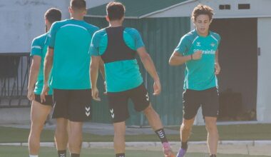 Valles y Riquelme debutan con el Betis