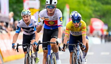 Mathias Vacek se impone en Seraing y Carlos Canal roza el podio en la cuarta etapa del Tour de Valonia