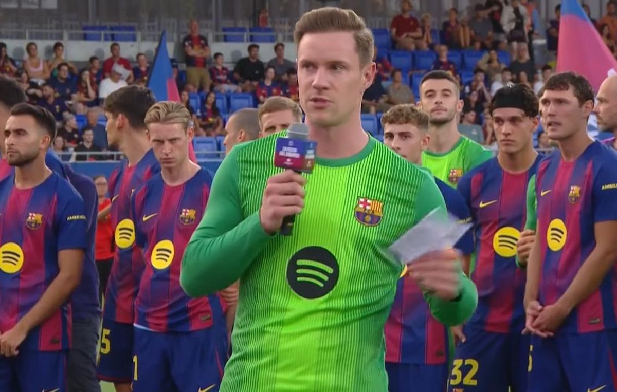 Ter Stegen emocionado ante los aplausos de los culers:  Us estimo, culers