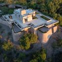 OF. Brutal Honesty Mountain House / OF. Studio - Fotografía exterior