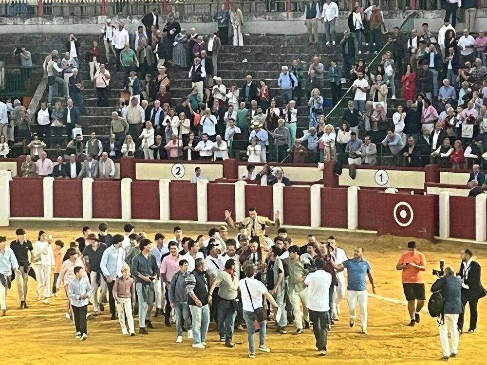 Denuncian el acceso gratuito de niños de 0-3 años a los toros