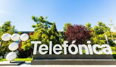 Telefónica marca nuevos máximos anuales; ya no tendrá que compartir su red de fibra