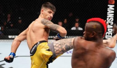 Joel Álvarez, durante una de sus peleas en la UFC