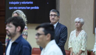 El portavoz del PSOE en el Congreso, Patxi López, en la reunión de la Diputación Permanente del Congreso este martes.
