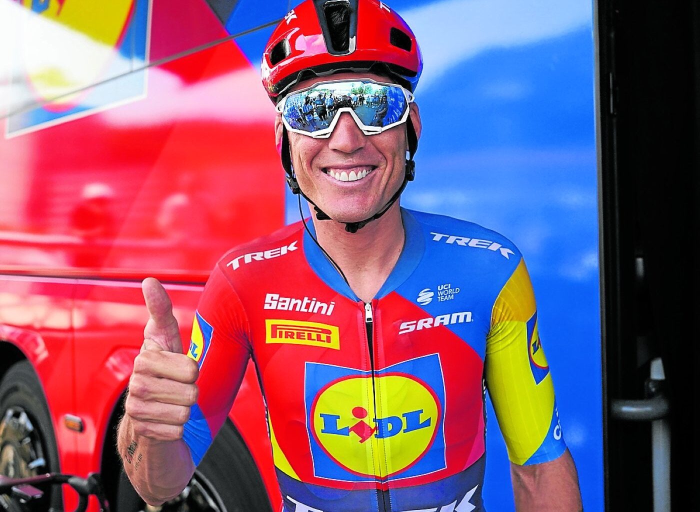 Aleix Espargaró se estrena en una clásica: «Euskadi es la cuna del ciclismo, es un sueño»