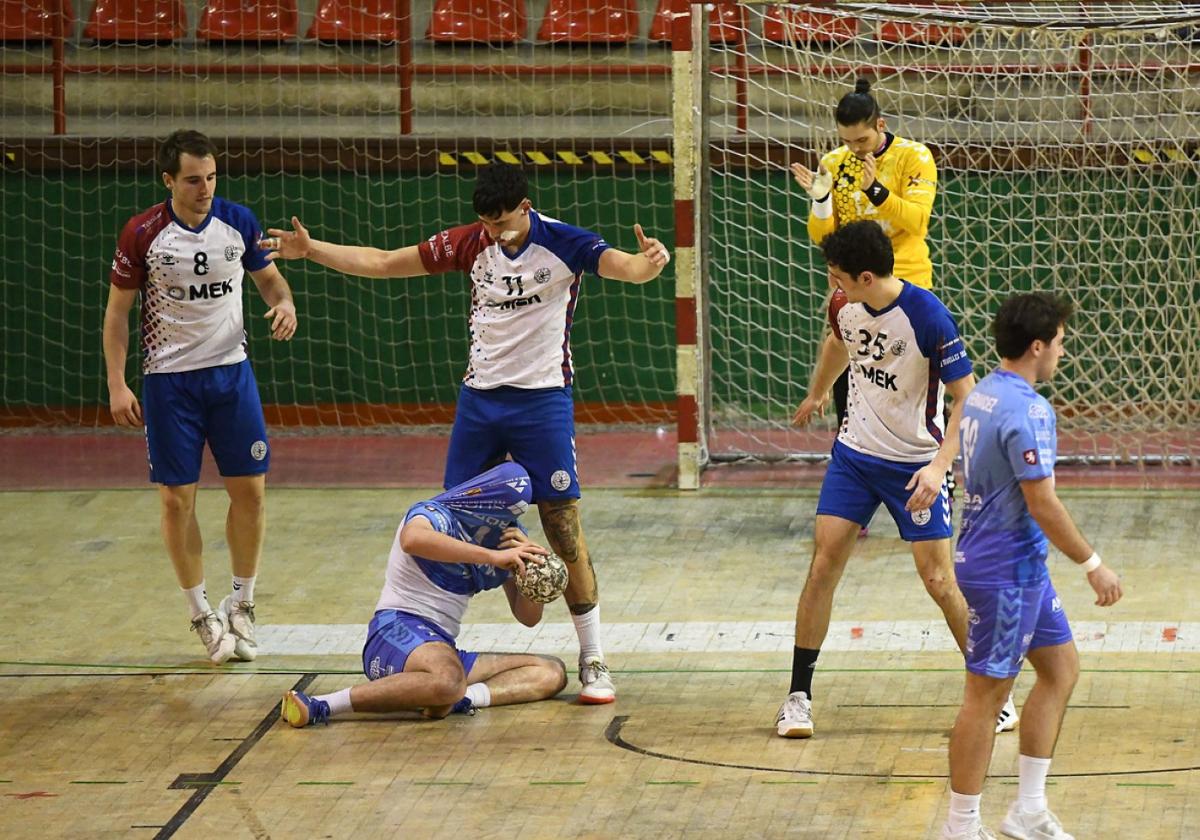 El Eibar Eskubaloia arranca la pretemporada y afianza su proyecto