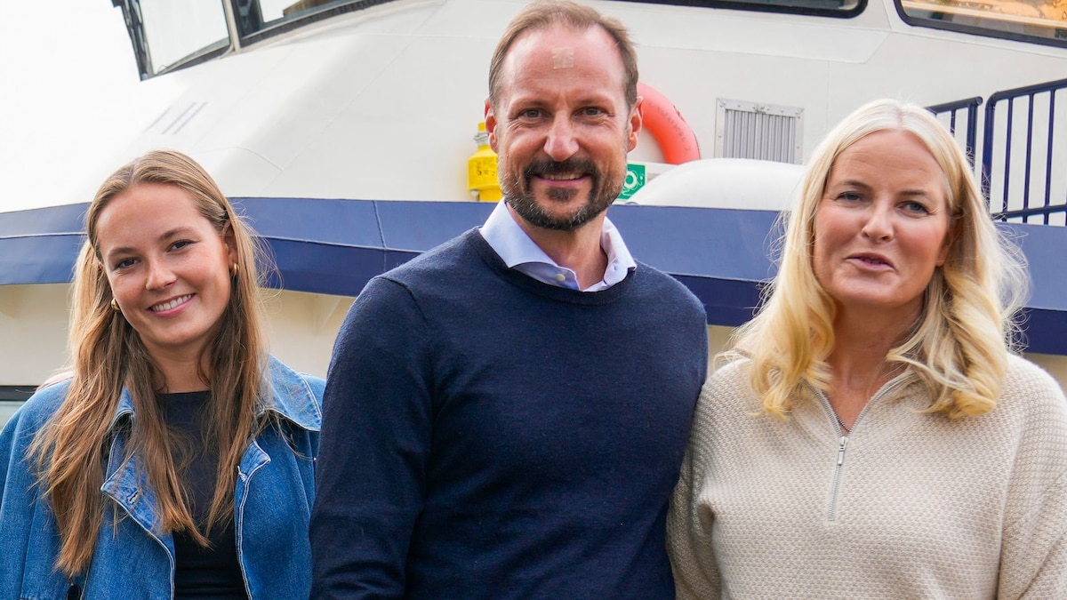 Haakon y Mette-Marit de Noruega visitan a su hija Ingrid en Sídney en pleno huracán mediático