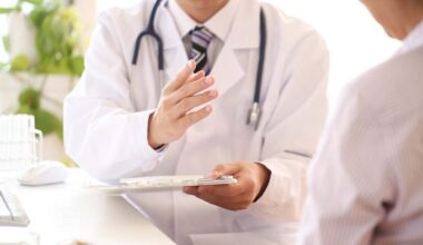 Un hombre de 40 años revela la primera señal de cáncer de esófago que los médicos descartaron