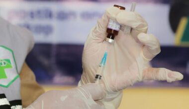 Nuevas recomendaciones diferenciadas para las vacunas de gripe y COVID-19 en España