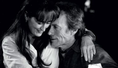 "Carrie Fisher le dio a Clint Eastwood mi teléfono"