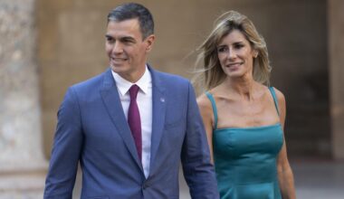 lanzan una 'ruta' por los prostíbulos del suegro de Sánchez