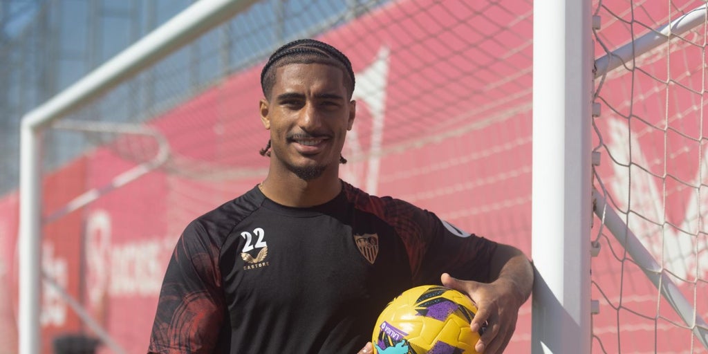 El Leverkusen espera cerrar el fichaje de Badé a principios de semana
