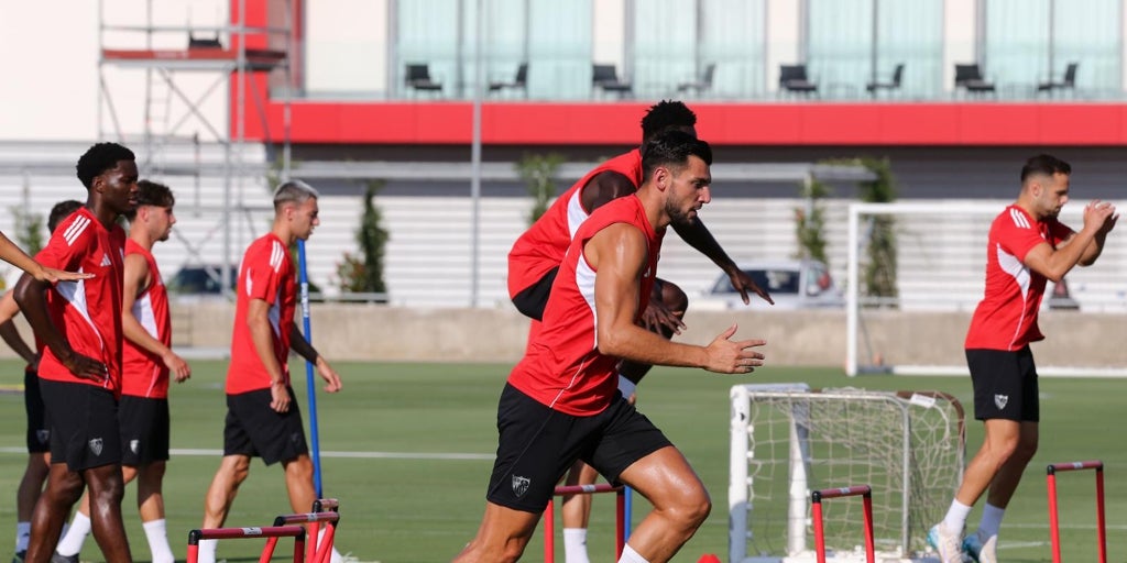 Rafa Mir viaja a Elche para cerrar su cesión