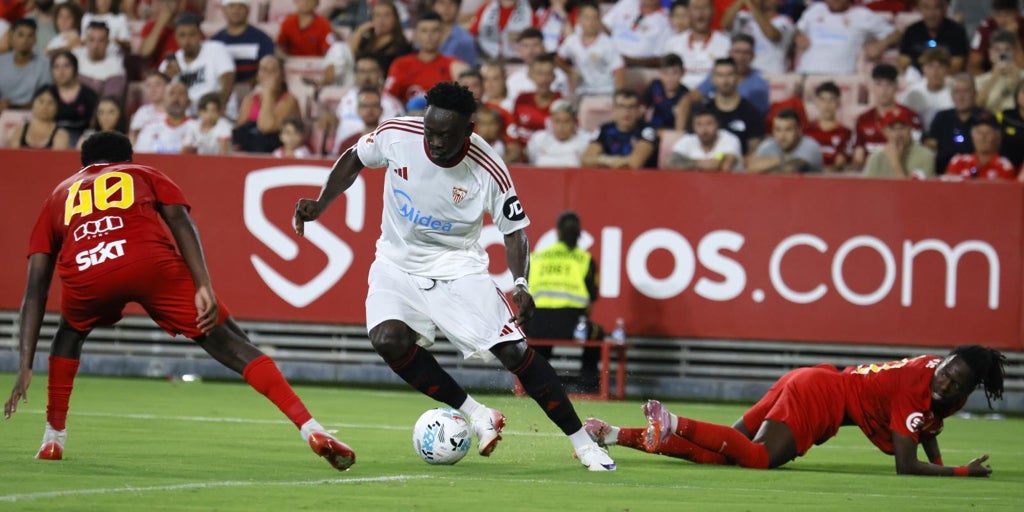 El Sevilla FC inscribe a Akor Adams en LaLiga