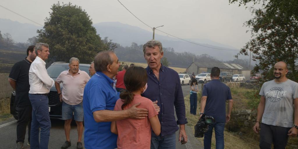Feijóo critica la tardanza en movilizar al Ejército contra los incendios, aunque agradece la «rectificación» del Gobierno