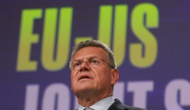 EE.UU. obliga a la UE a limitar la exportación de chips a China como parte de su acuerdo comercial