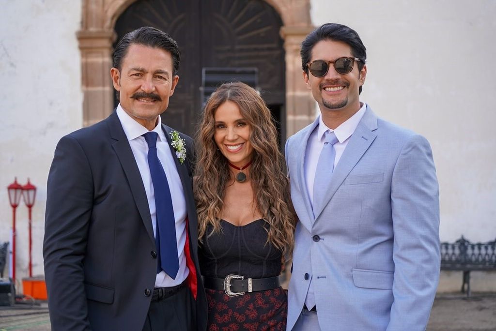 Catherine Siachoque pudo cumplir su anhelo de trabajar con Fernando Colunga.