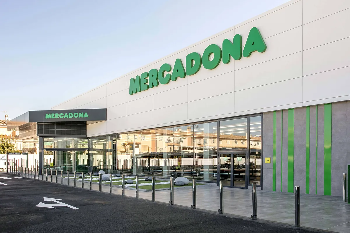 Mercadona, Lidl, Carrefour... ¿qué supermercados abren hoy, 15 de agosto en España?