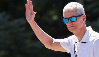 Apple revela los salarios base de sus empleados en Estados Unidos