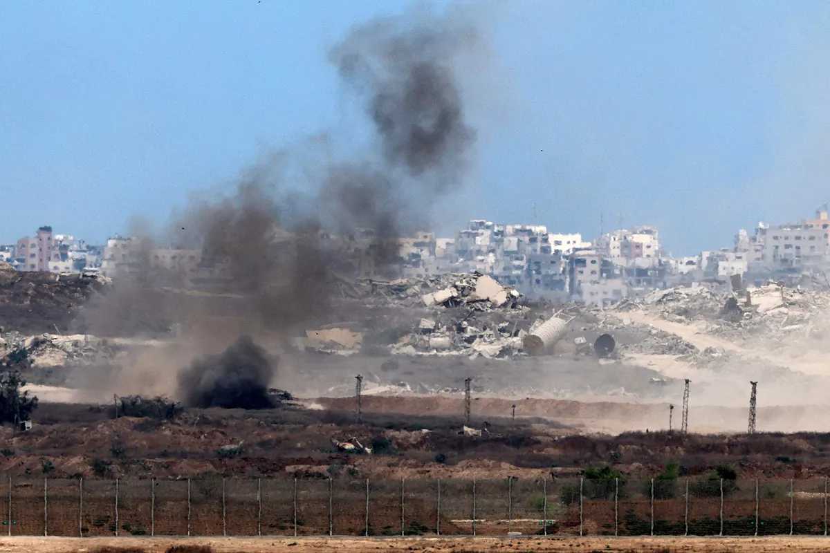 El enviado especial de Trump visita Gaza y anuncia un plan de ayuda - El Mundo