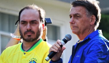 Eduardo, el desconcertante líder en el suicidio político de los Bolsonaro: "Se ha convertido en enemigo de Brasil" - El Mundo