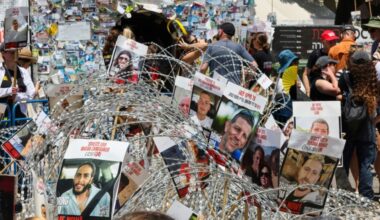 El enviado de EEUU se reúne en Tel Aviv con las familias de los rehenes en Gaza