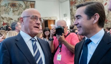 BBVA tiene 4.400 millones para mejorar la opa sobre Sabadell - Expansión