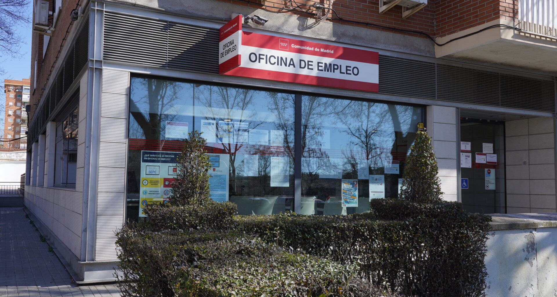 El paro sigue bajando en Móstoles y consolida su tendencia positiva en julio
