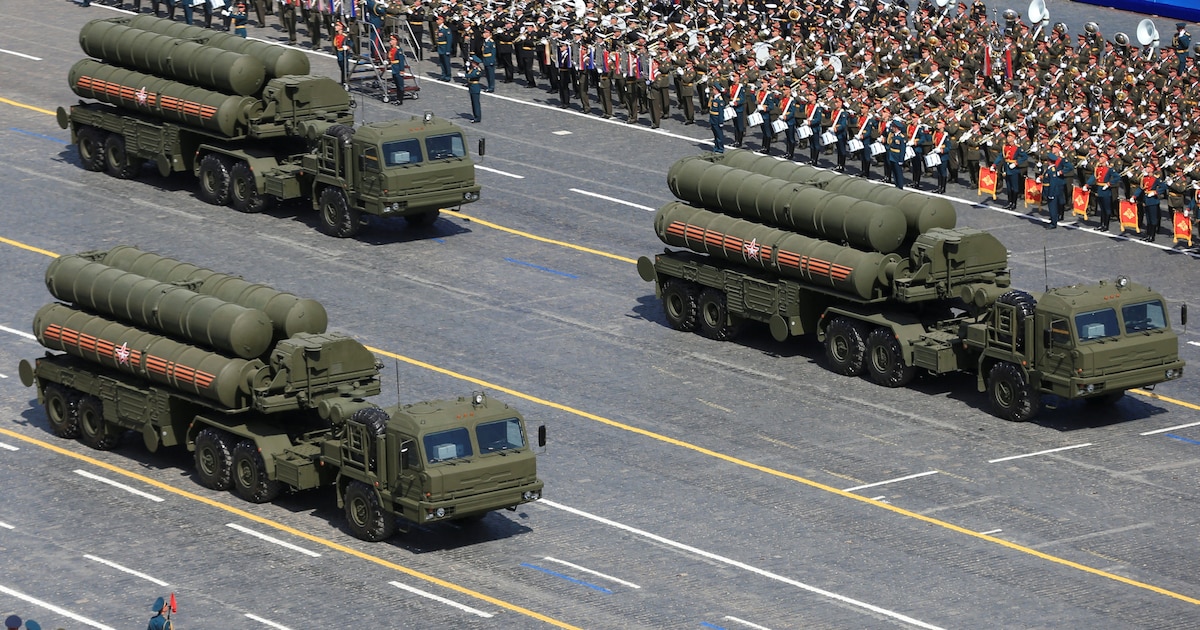 Tras el anuncio de Donald Trump sobre el movimiento de submarinos nucleares, Rusia facilitará el despliegue de misiles de corto y medio alcance
