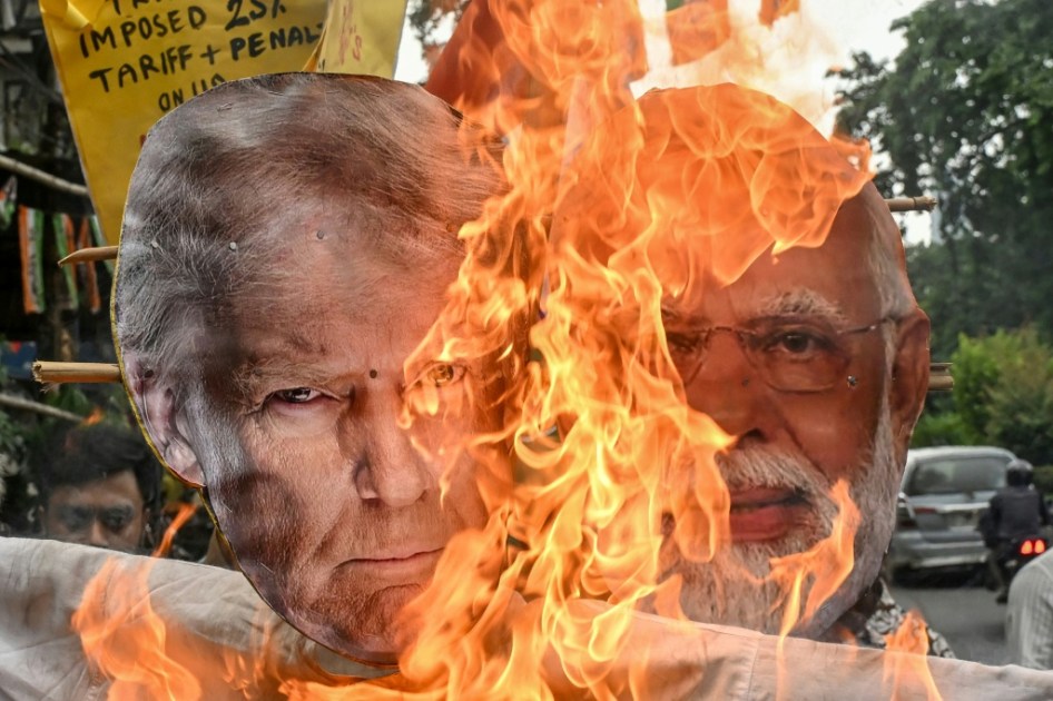 Trump anuncia un arancel adicional del 25% a India por la compra de petróleo ruso