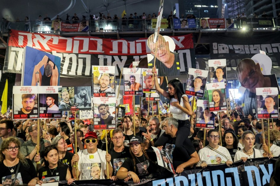 Decenas de miles protestan en Tel Aviv contra el plan israelí de ocupar Ciudad de Gaza