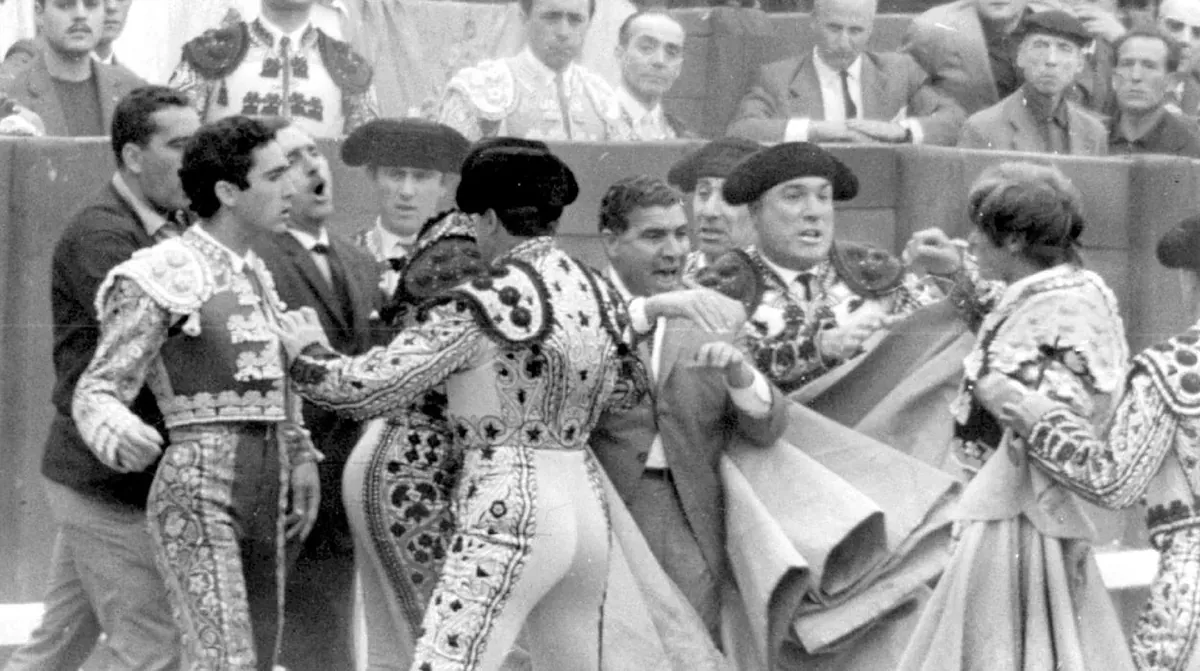 A propósito del choque entre Morante y Roca Rey por la inoportunidad de un quite: otras peleas, pero de verdad, en los ruedos - El Mundo