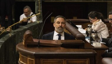 Abascal critica el "silencio" de obispos con Sánchez tras el apoyo a la comunidad musulmana por la moción de Jumilla: "Estoy perplejo y entristecido" - El Mundo