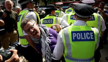 Más de 350 detenidos en Londres en una manifestación de apoyo a una organización propalestina prohibida