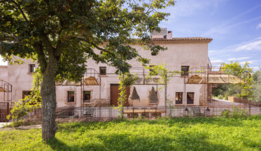 Hotel Masía Can Farrés / SCOB