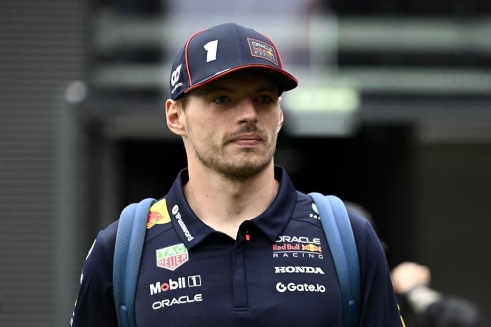 De acuerdo al experto en F1, Robert Doornbos, los problemas por los que atraviesa Max Verstappen en Red Bull casi lo encaminaron a concretar un fichaje con Mercedes.