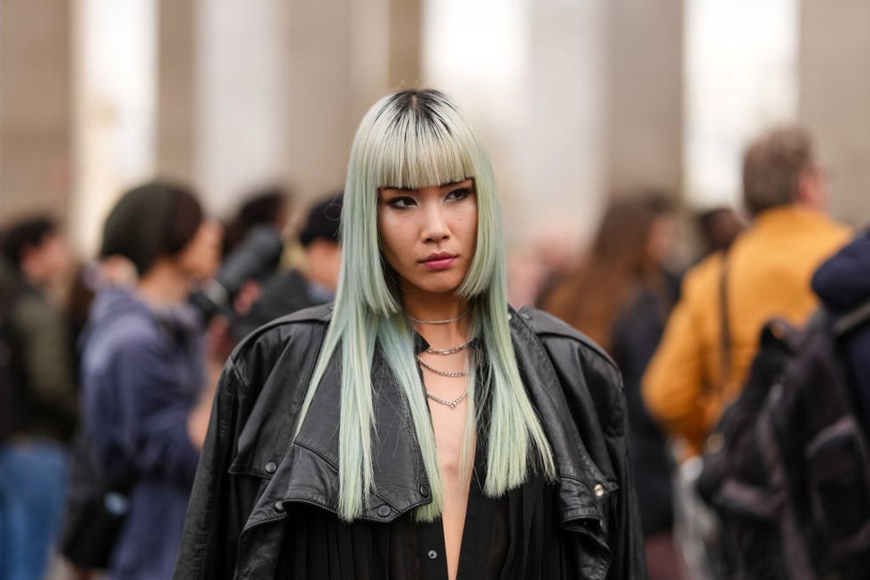 9 cortes de pelo, más allá del bob, que llevan las francesas de más de 50 años este verano para disimular las arrugas y rejuvenecer el rostro, hime cut