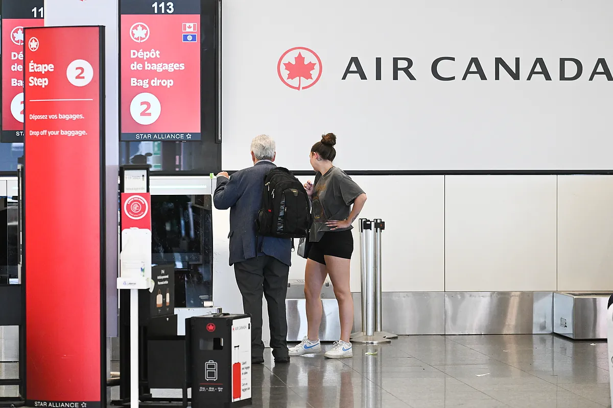 Air Canada suspende todos sus vuelos por la huelga de auxiliares de cabina - Expansión