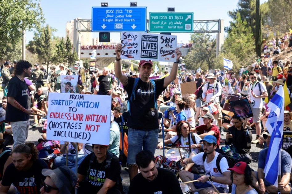 Inmensa manifestación en Tel-Aviv en apoyo a los rehenes de Gaza