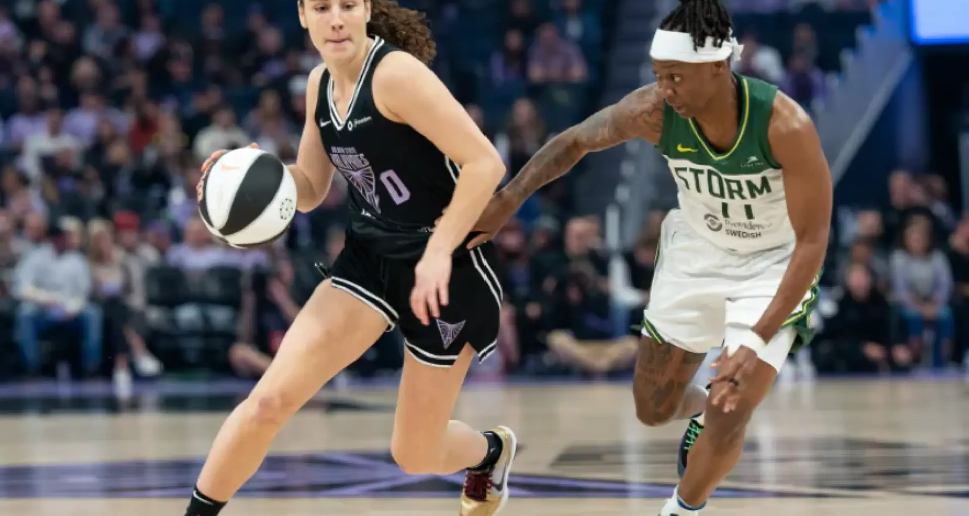 Carla Leite prosigue con sus exhibiciones ofensivas en la WNBA
