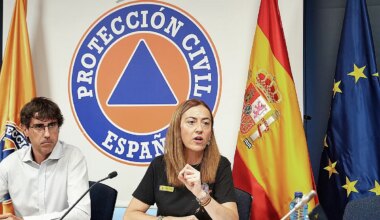 El Gobierno ridiculiza a los presidentes del PP bajo la bandera de Protección Civil: "¿Dónde van los bomberos?" - El Mundo