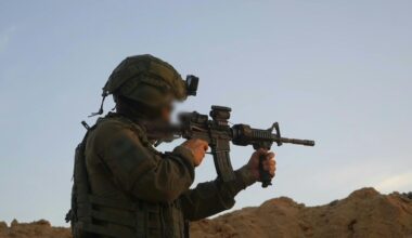 Netanyahu ordena negociaciones para liberar a los rehenes en medio de intensa ofensiva sobre Ciudad de Gaza